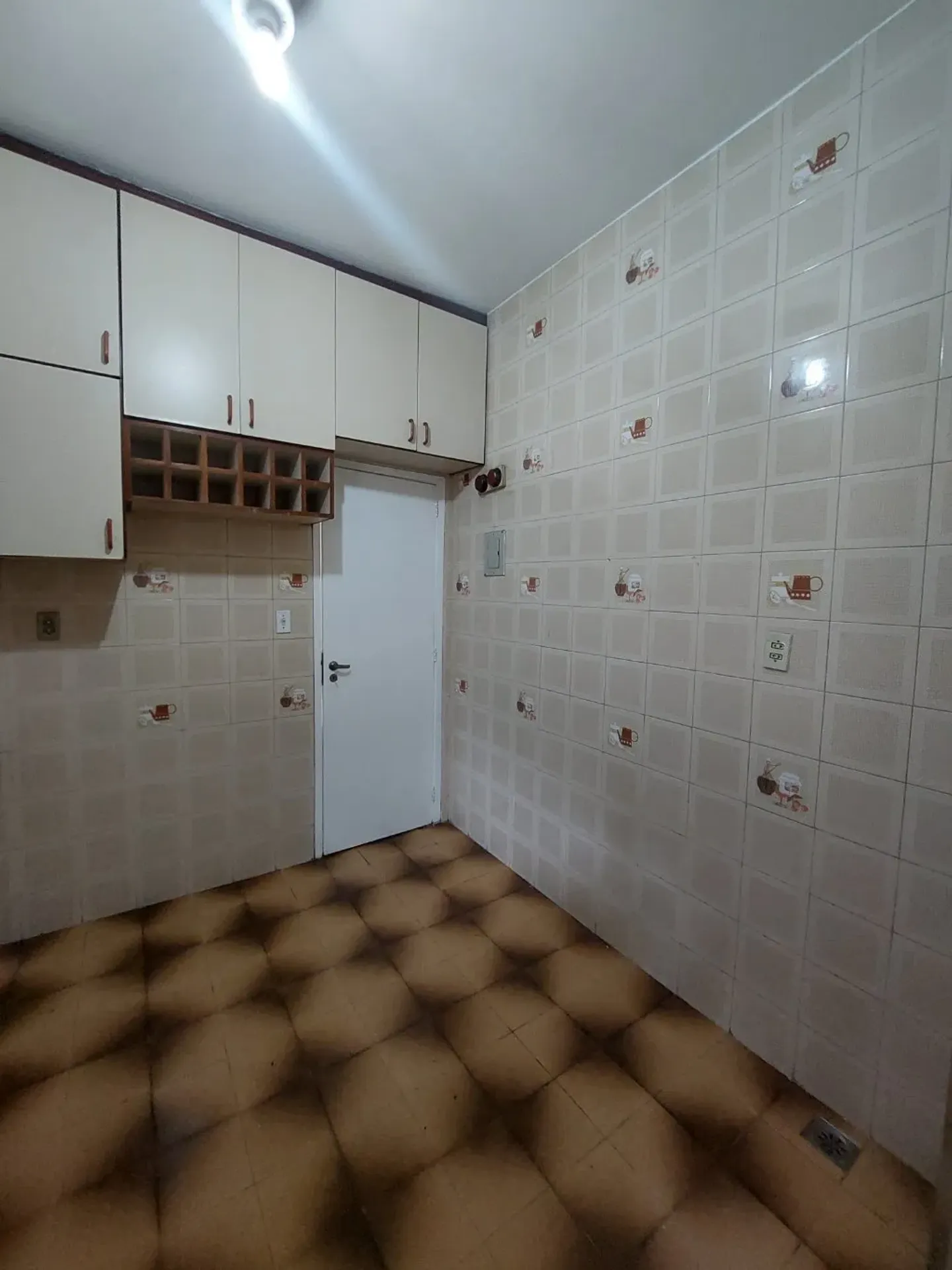 3-bedroom apartment with built-in wardrobes — photo 22