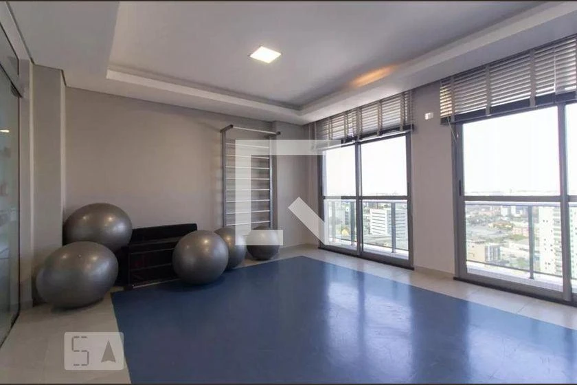 Панорамні вікна та 1 спальня: квартира 35 м² — photo 22