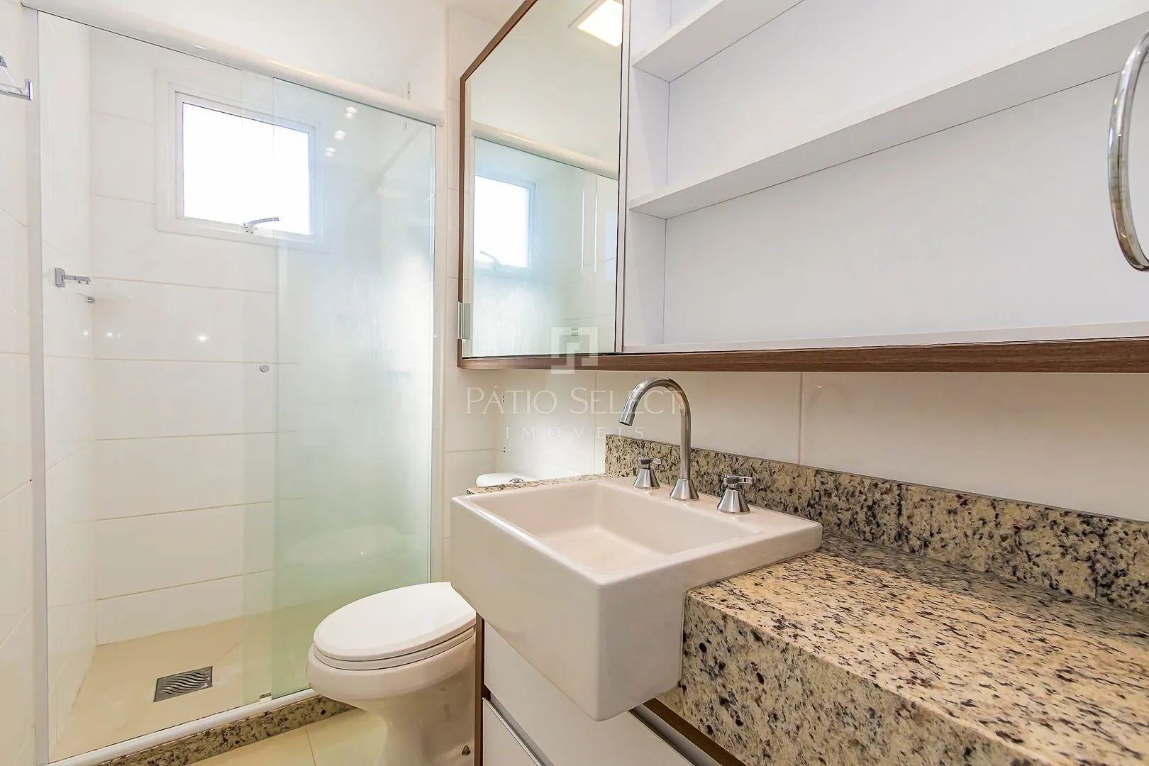 Apartment on the 8th floor with a glass-enclosed balcony — photo 24