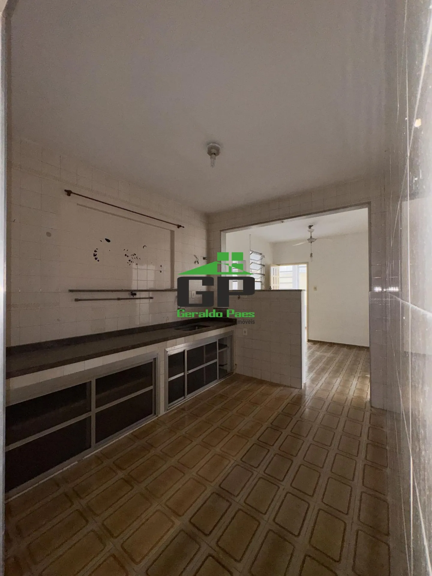 Unfurnished house with 4 bedrooms and a balcony — photo 21