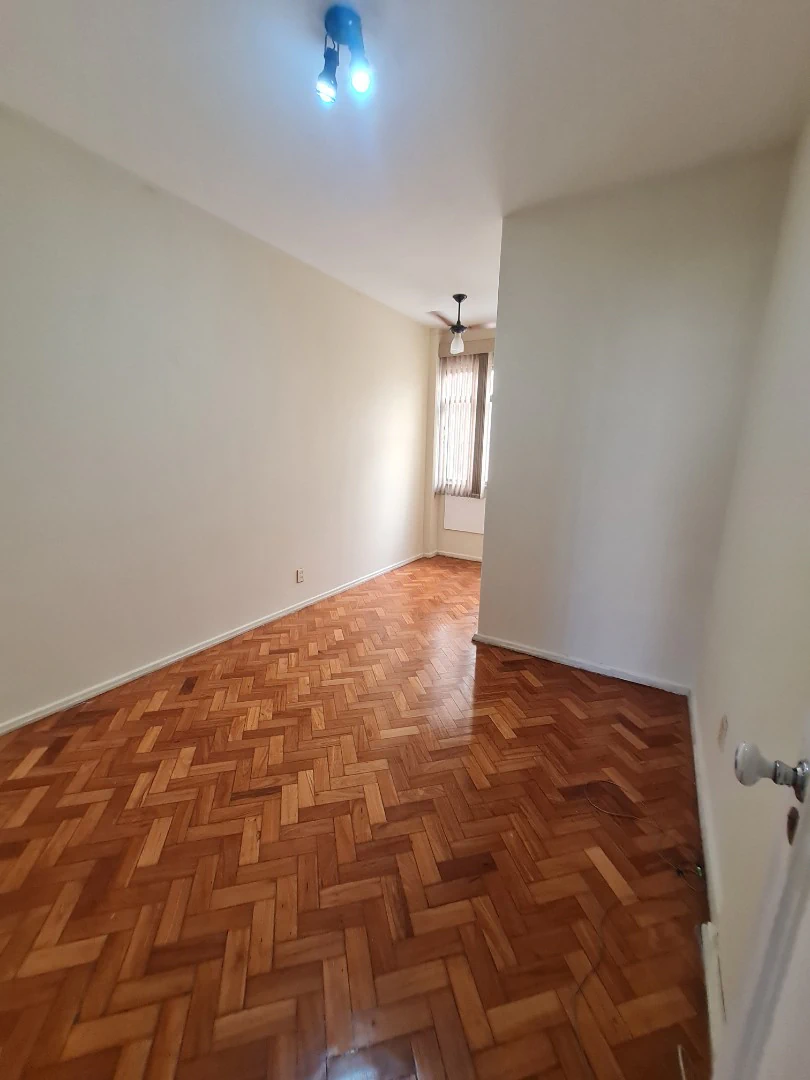 100 m² apartment with 3 bedrooms and an extra room — photo 18