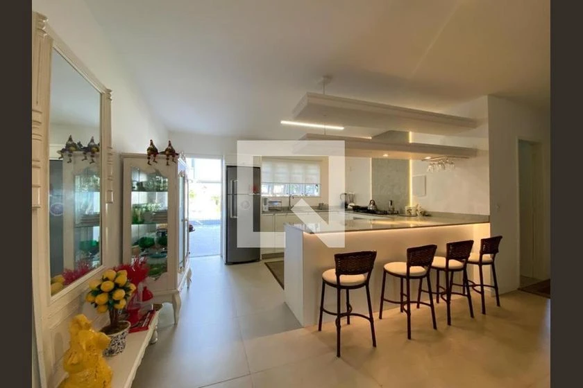 Casa mobiliada com 3 quartos e 5 banheiros, aceita pets — photo 2
