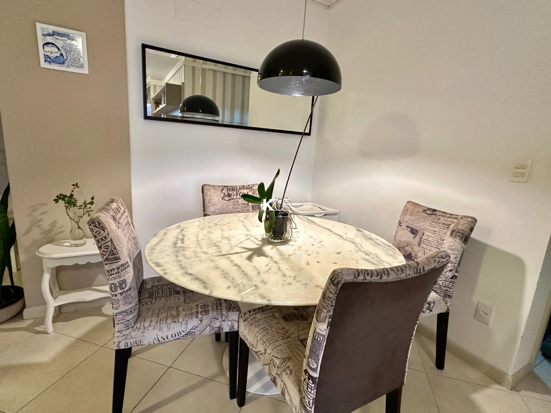 Furnished 2-bedroom apartment with suite and 89 m² — photo 17