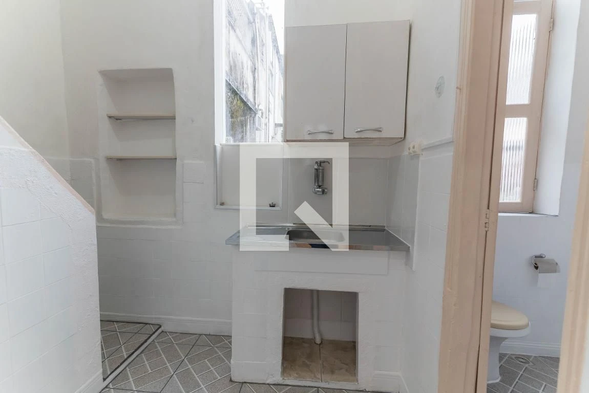 Apartment with 3 bedrooms and 1 en-suite, no parking — photo 39