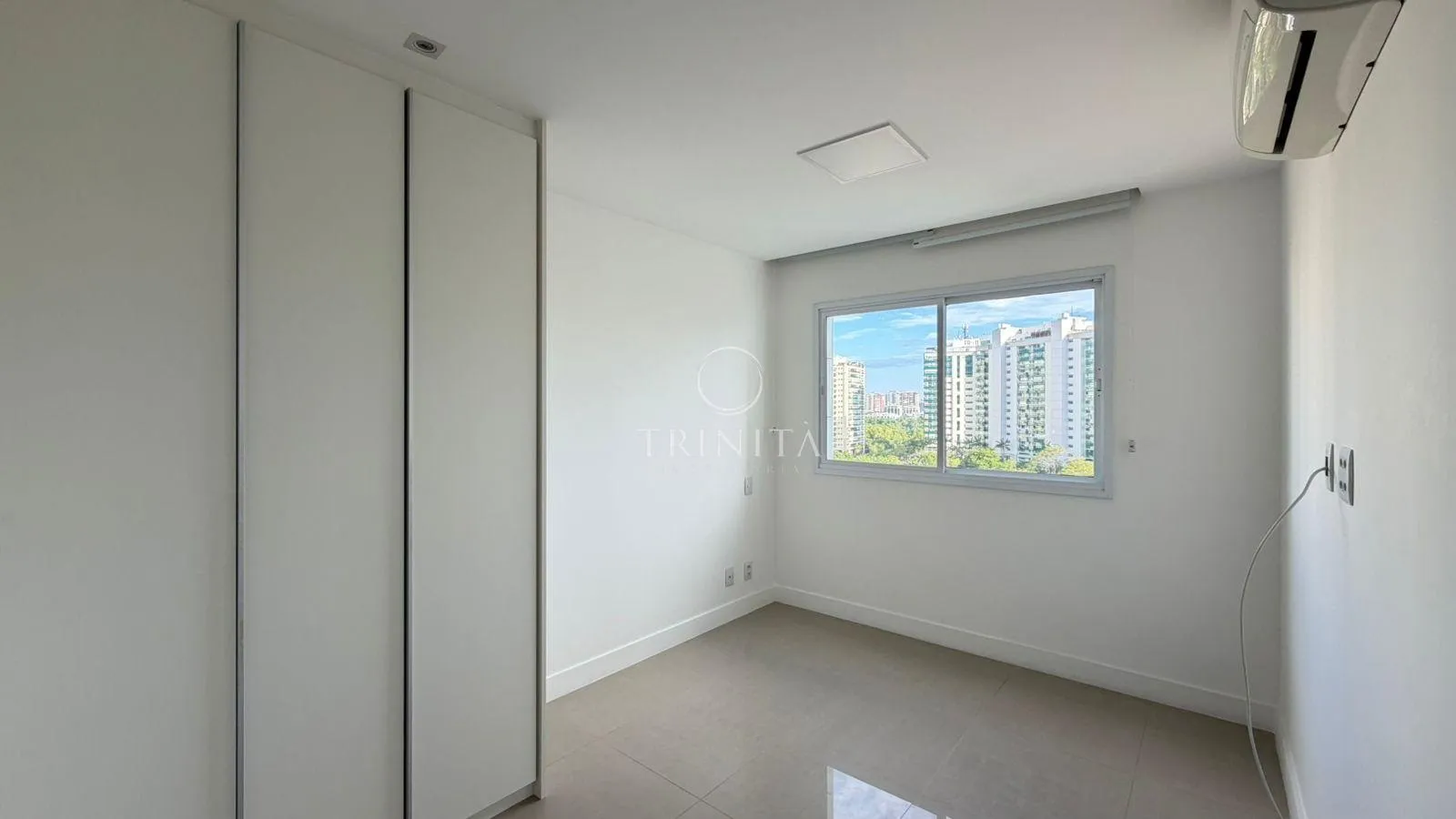 Rental apartment with 2 bedrooms and a balcony — photo 20