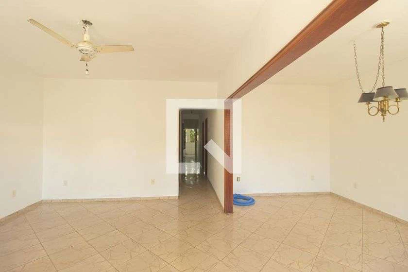 House with 548 m² and 5 bedrooms, with shared pool — photo 21