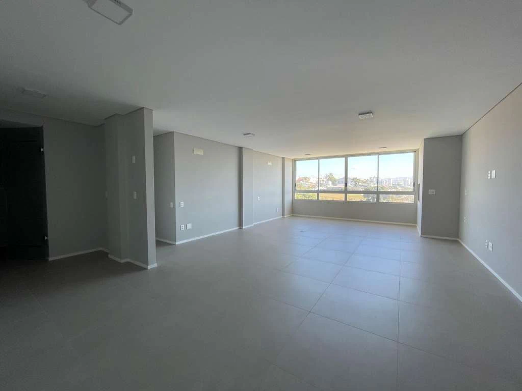 Apartamento com 2 suítes e janelas do chão ao teto — photo 3