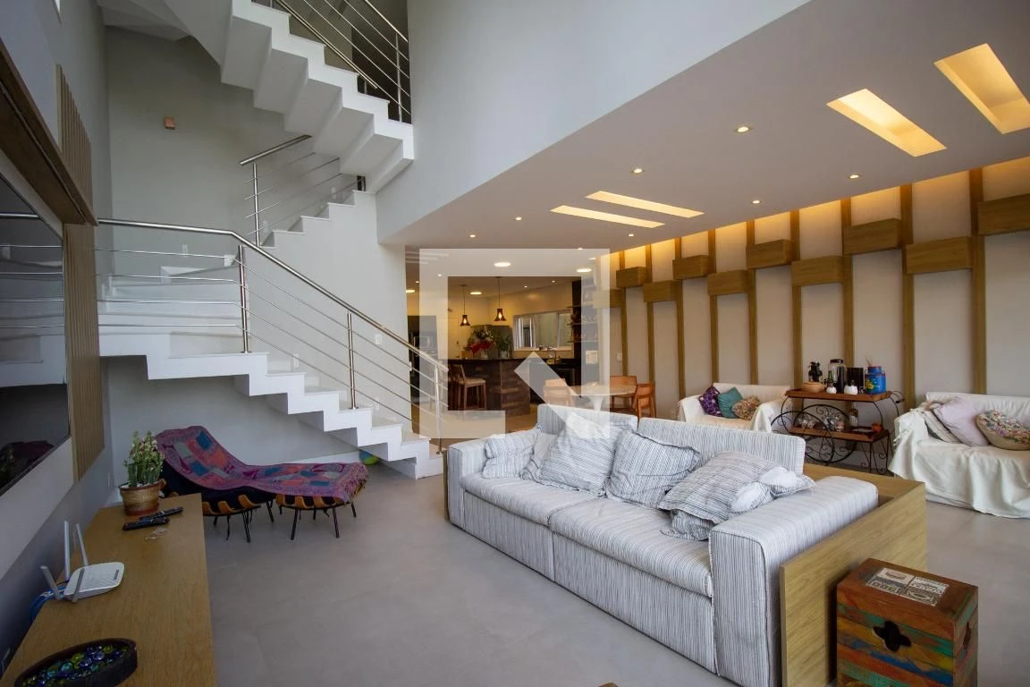 4-bedroom house with a bathtub in Rio de Janeiro — photo 9