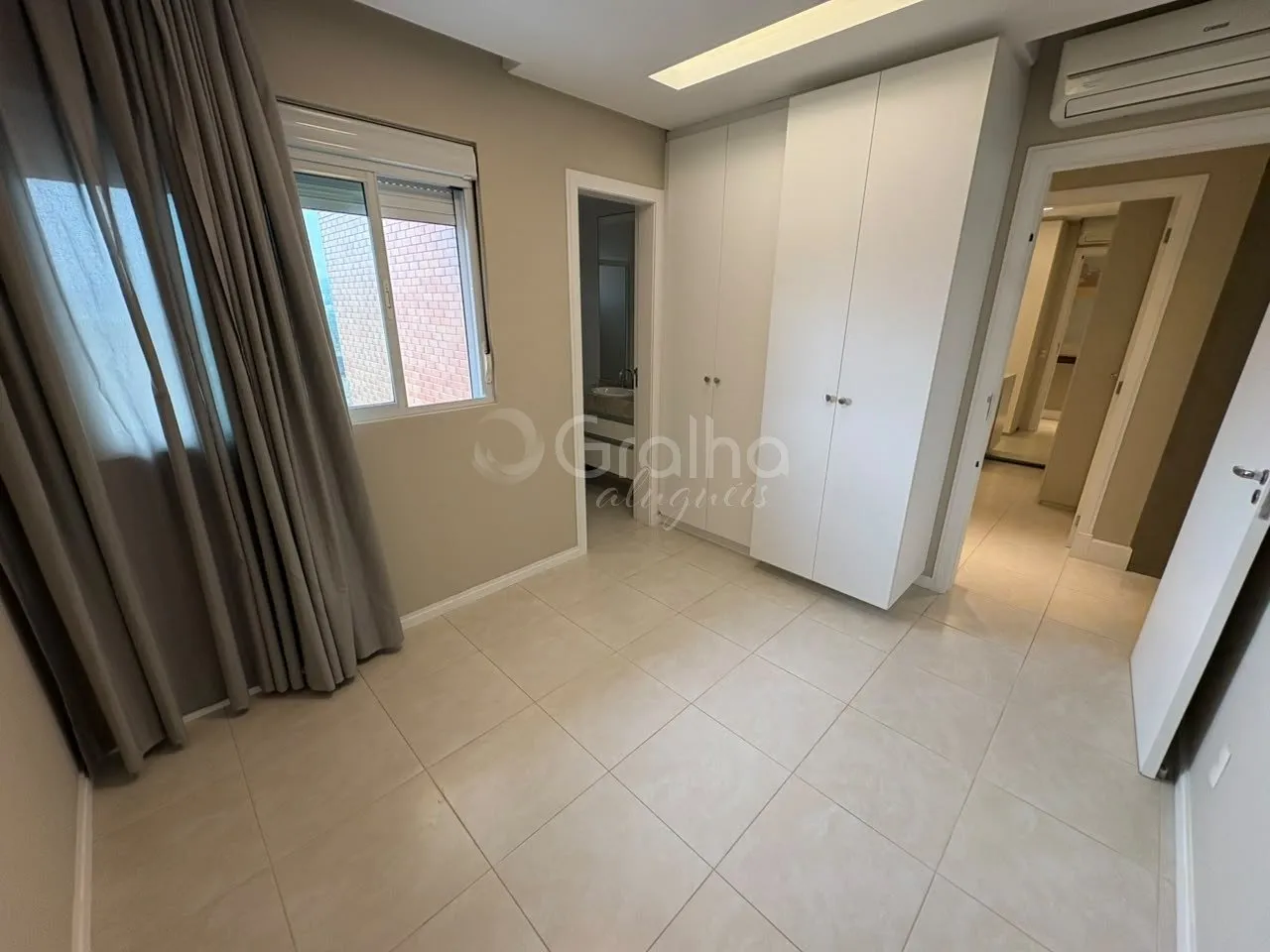 94 m² apartment with a walk-in closet and a dishwasher — photo 14