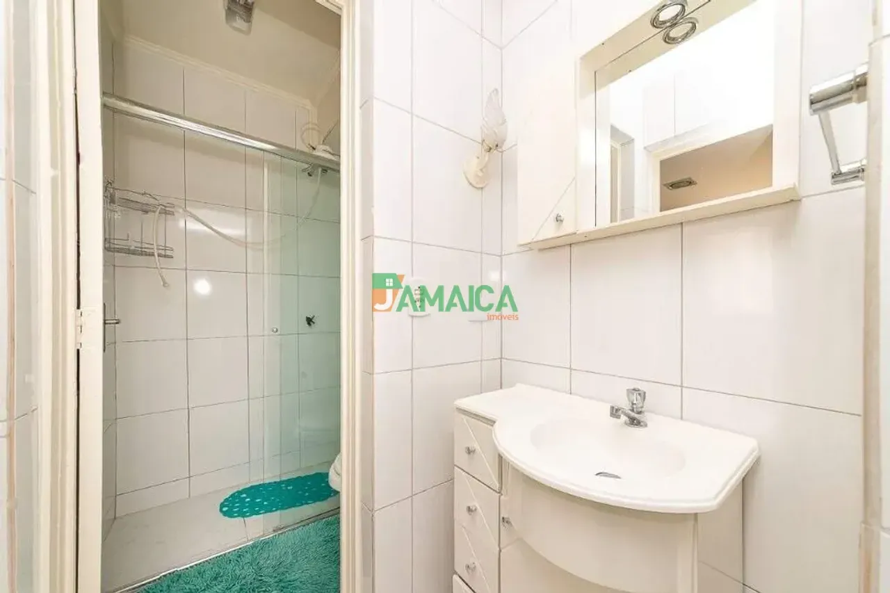 76 m² apartment with 2 bedrooms and a separate kitchen — photo 9