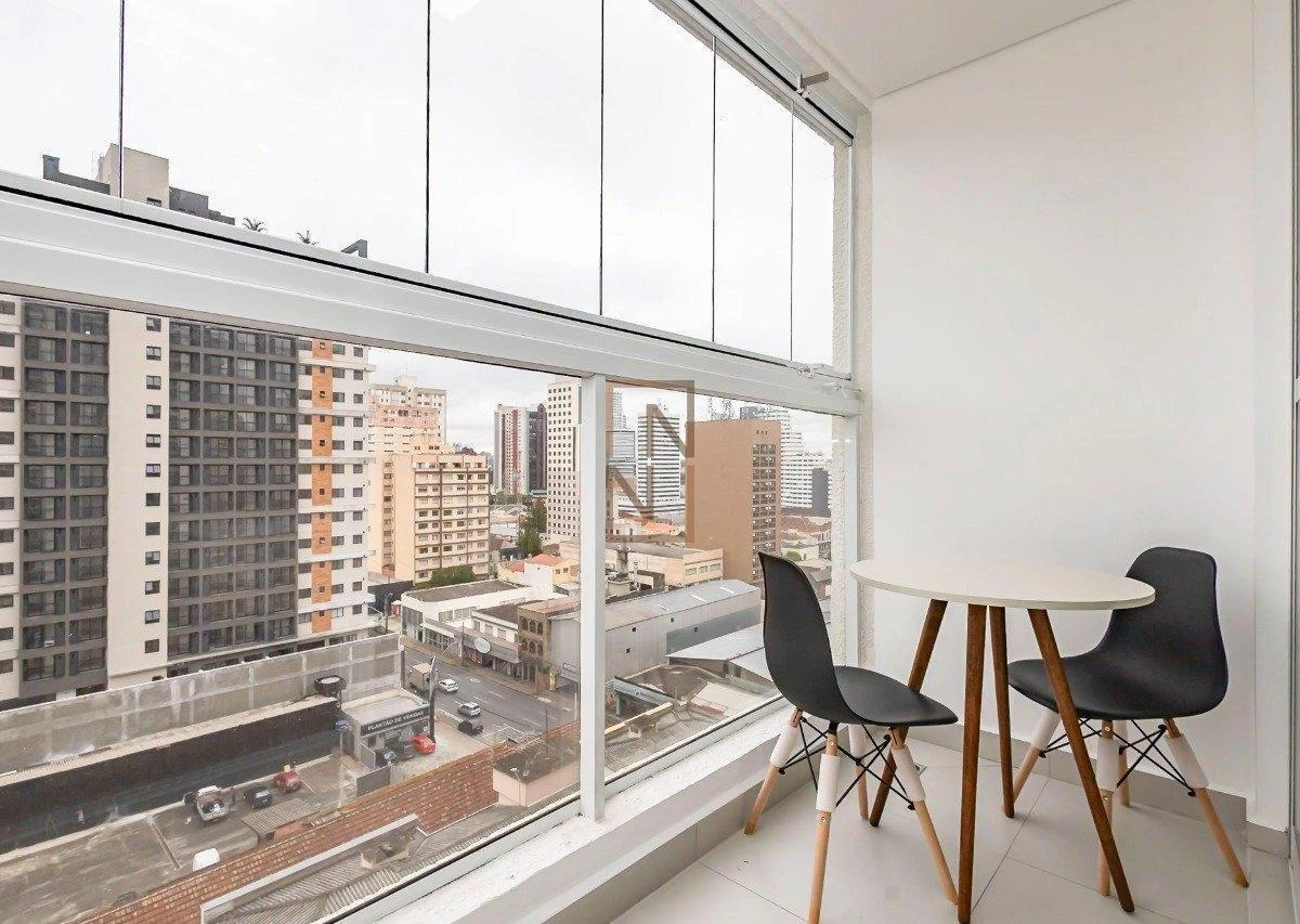 One-bedroom apartment in a building with a coworking space — photo 25