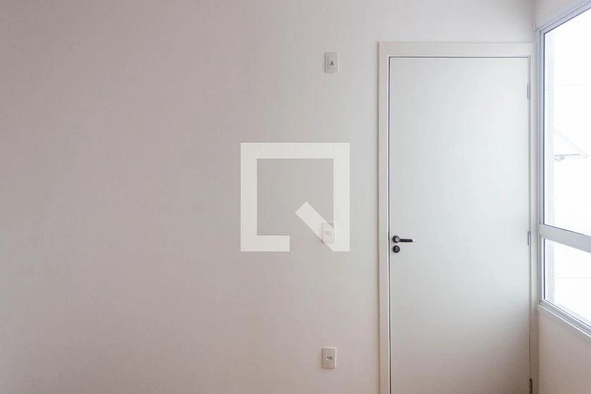 2-bedroom apartment in a building with a gym — photo 21