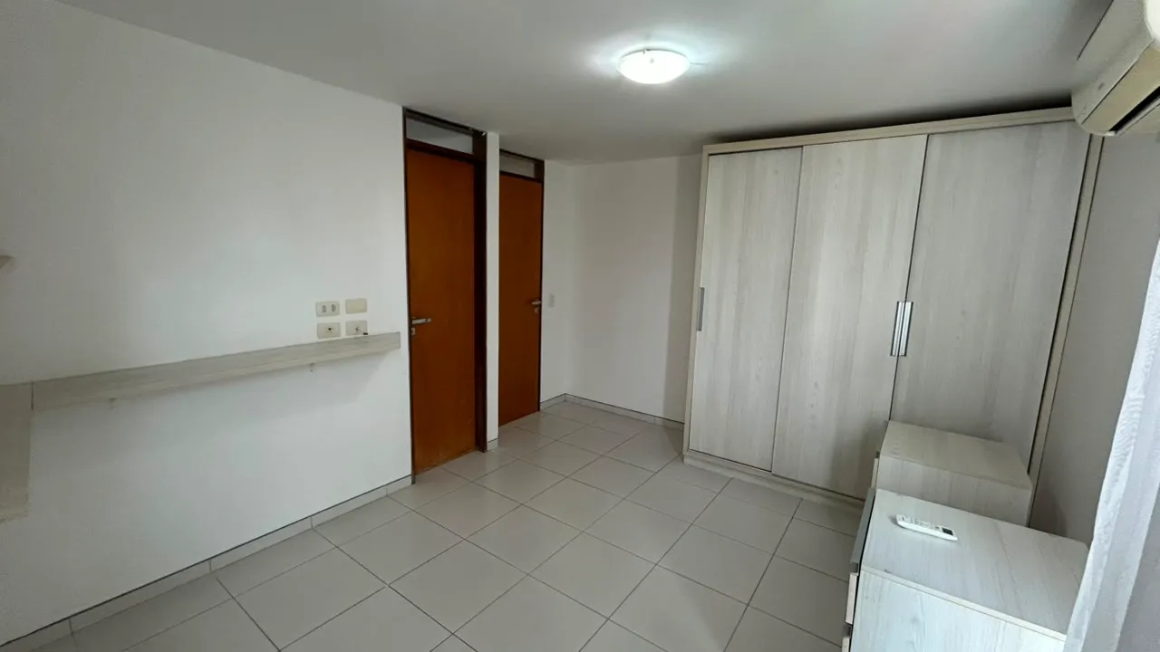 3-bedroom apartment with 2 en-suites and a balcony — photo 6