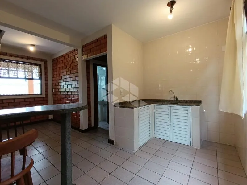 3-bedroom house with a garden — photo 2