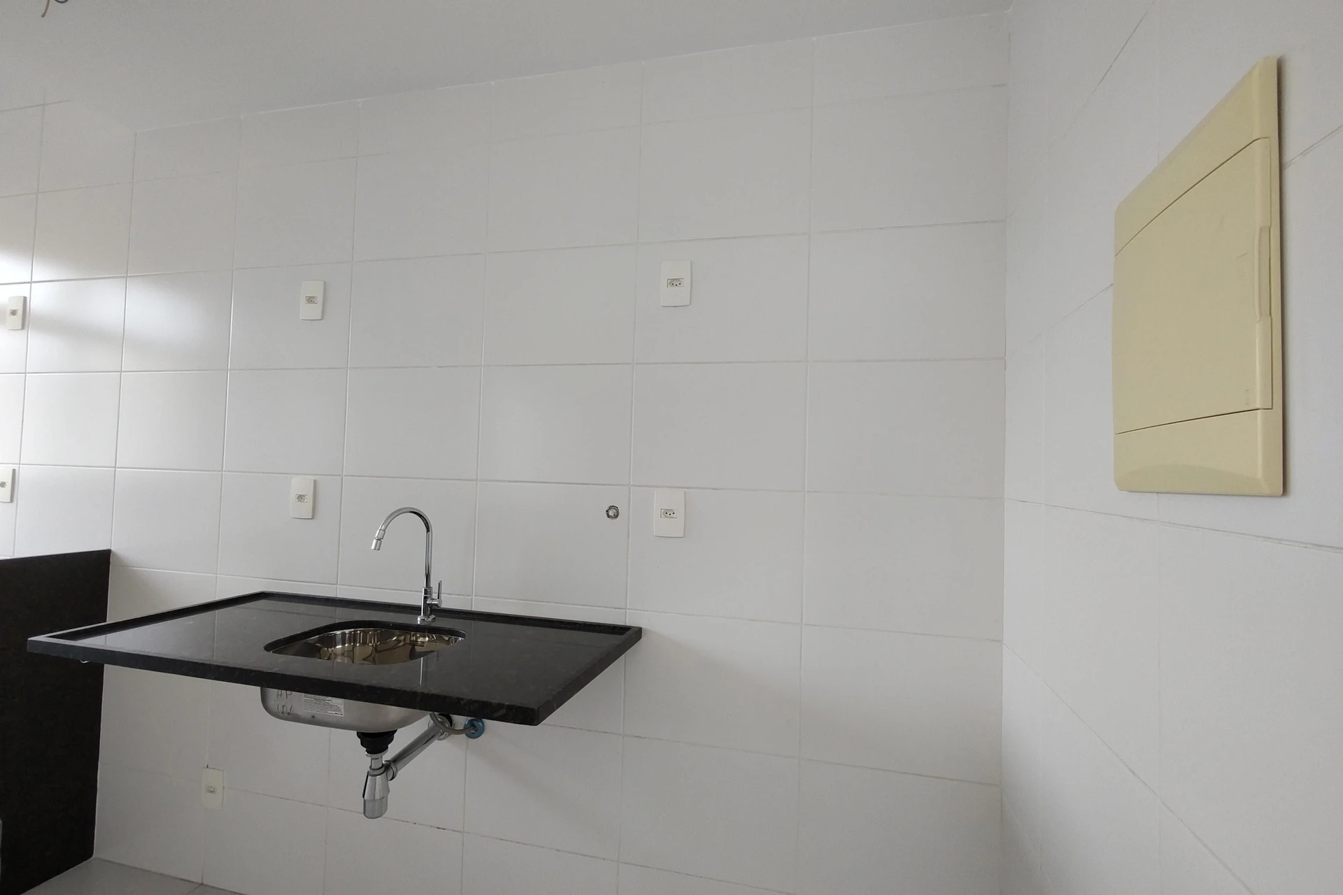 Apartment with 2 bedrooms, balcony and 1 parking space — photo 22