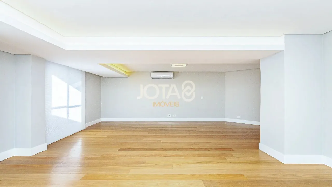 4-bedroom apartment with 607 m² and 4 parking spots — photo 16