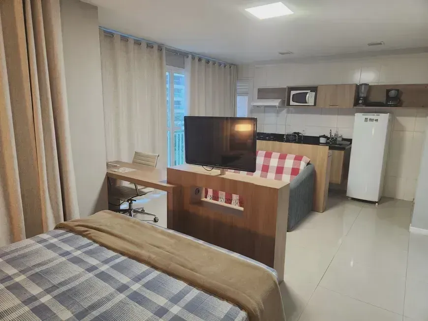 Меблированная квартира с 1 спальней и кухней open-plan — photo 7