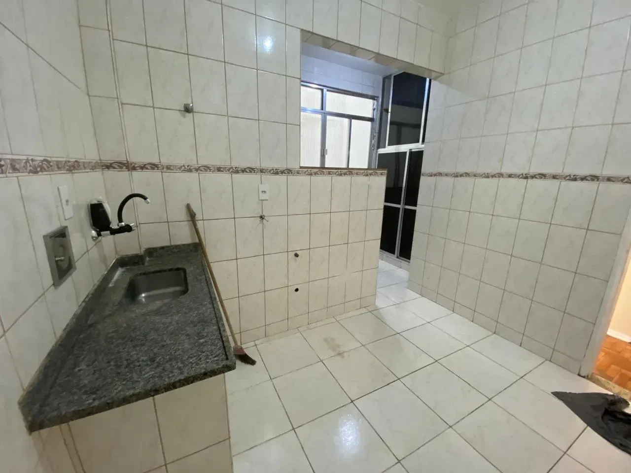 Apartment with 2 bedrooms and 1 bathroom, no parking — photo 2