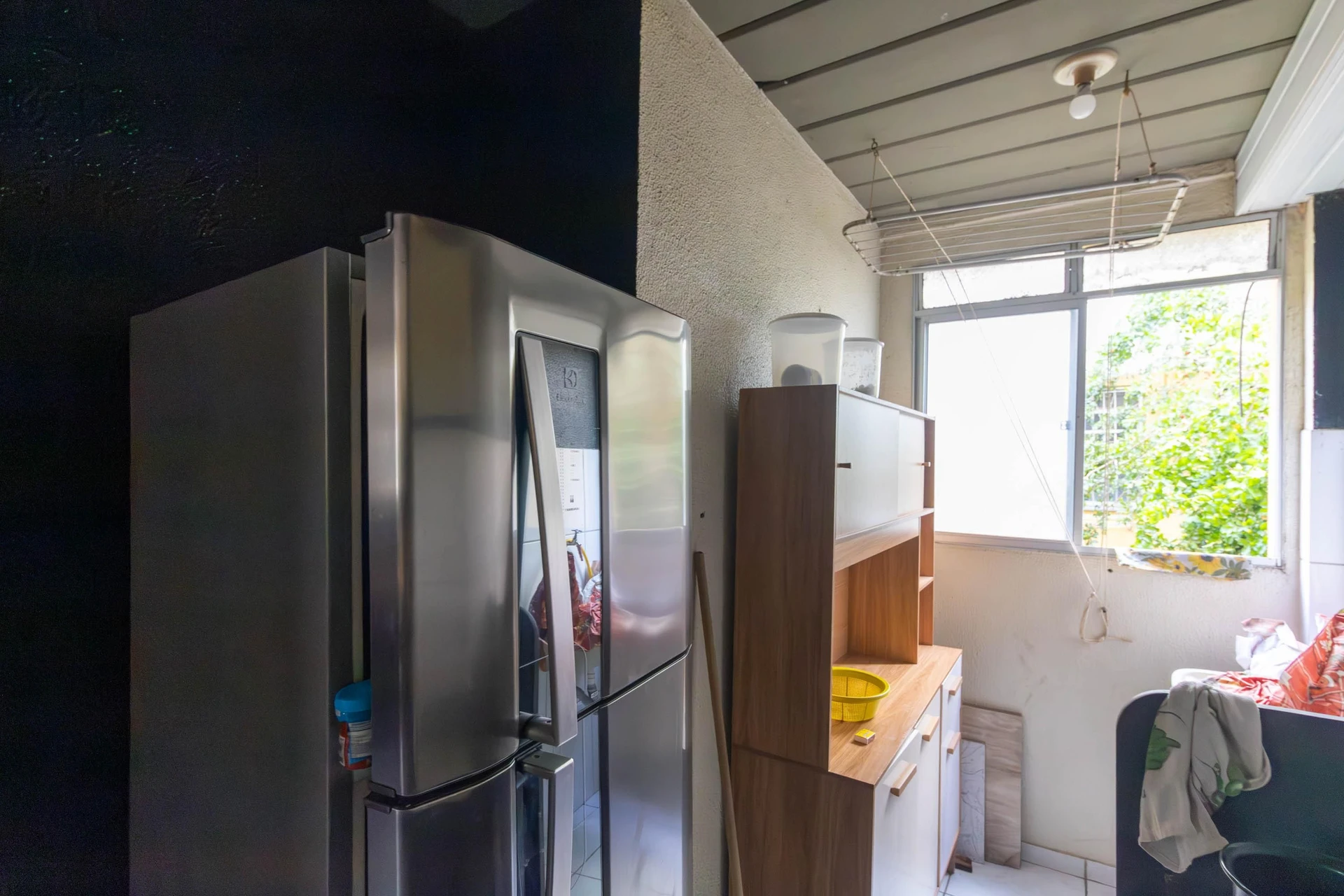 2-bedroom apartment in a building with a gym