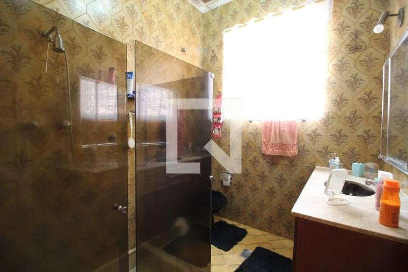 255 m² house with 3 bedrooms and a private garden — photo 26