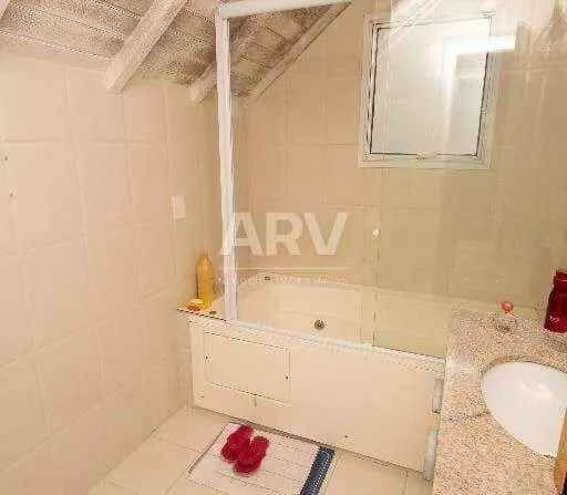 Casa de 300 m² com banheira e churrasqueira privativa — photo 12