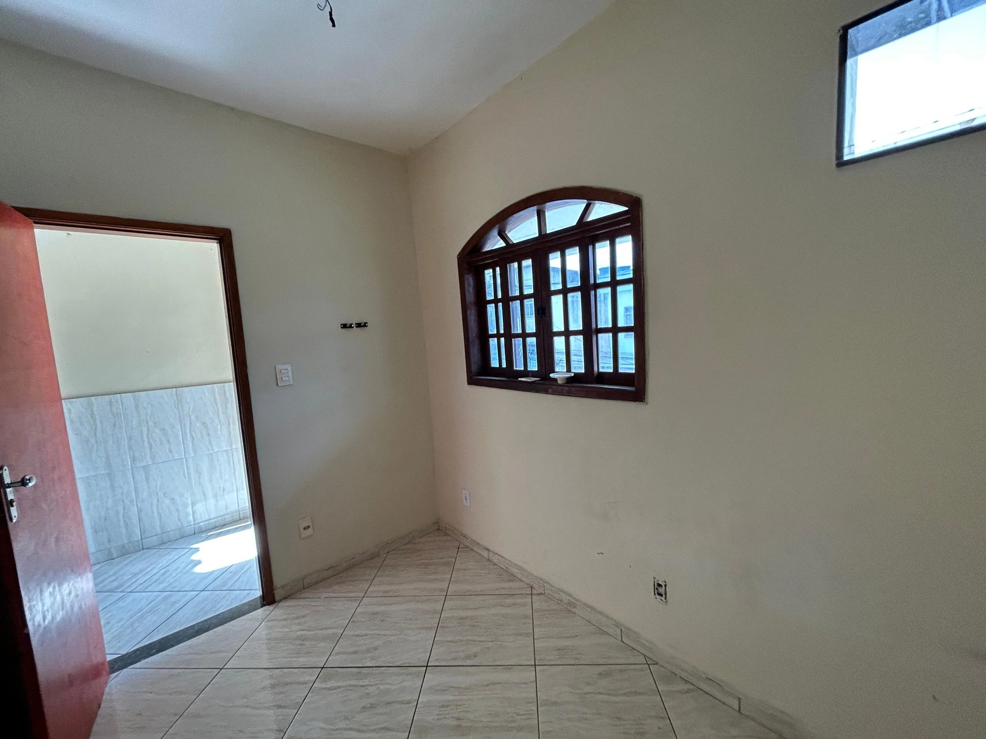 2-bedroom house, 1 with its own bathroom, 75 m² — photo 33
