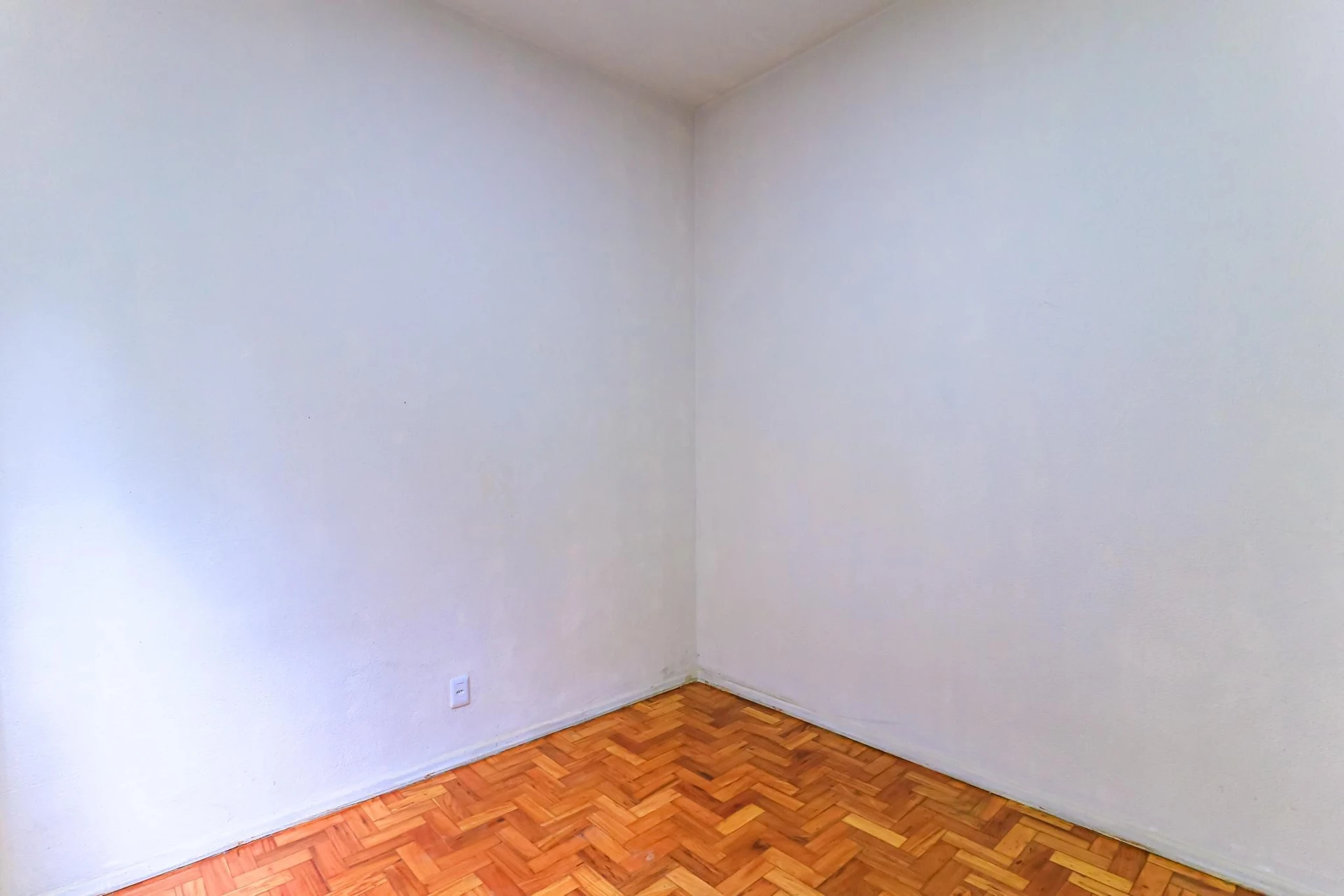 Apartamento de 2 dormitorios con cocina independiente — photo 21