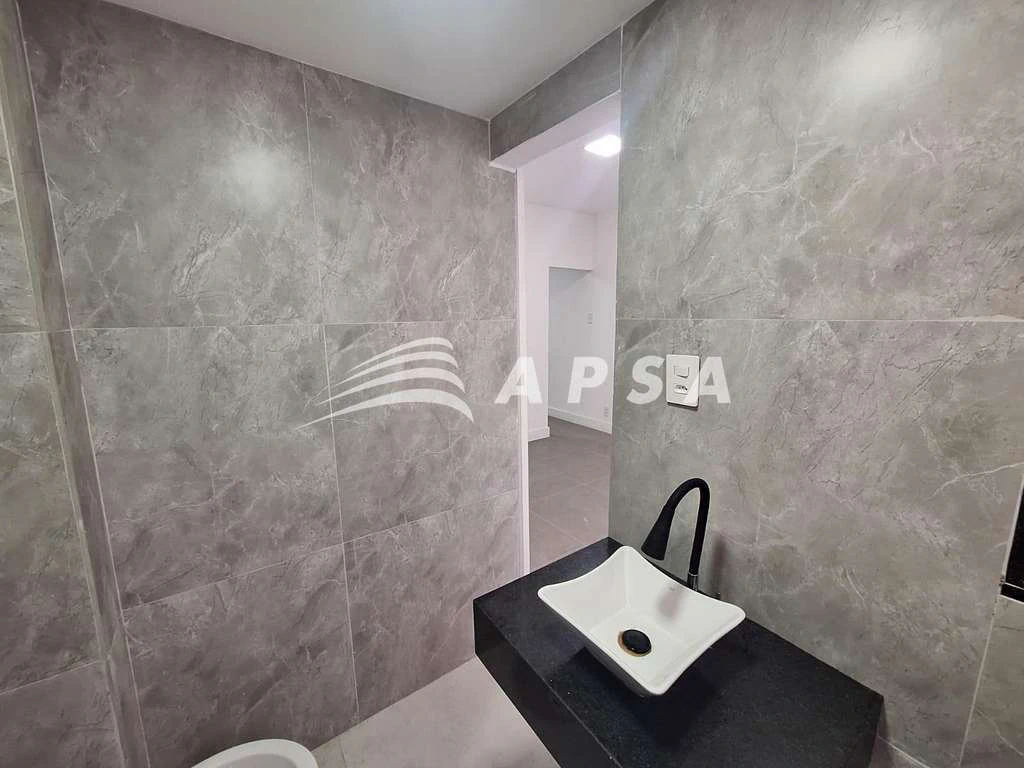 37 m² apartment with an open-plan kitchen and 1 bedroom — photo 6
