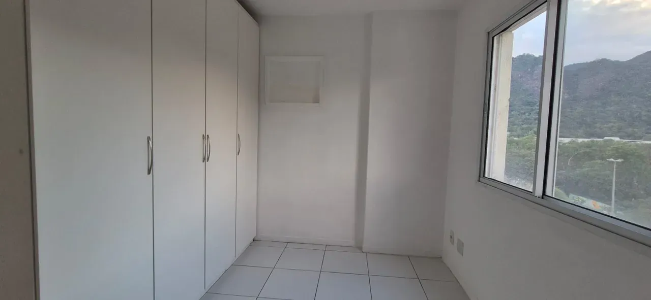 2-bedroom apartment with a mountain view in Rio de Janeiro — photo 15