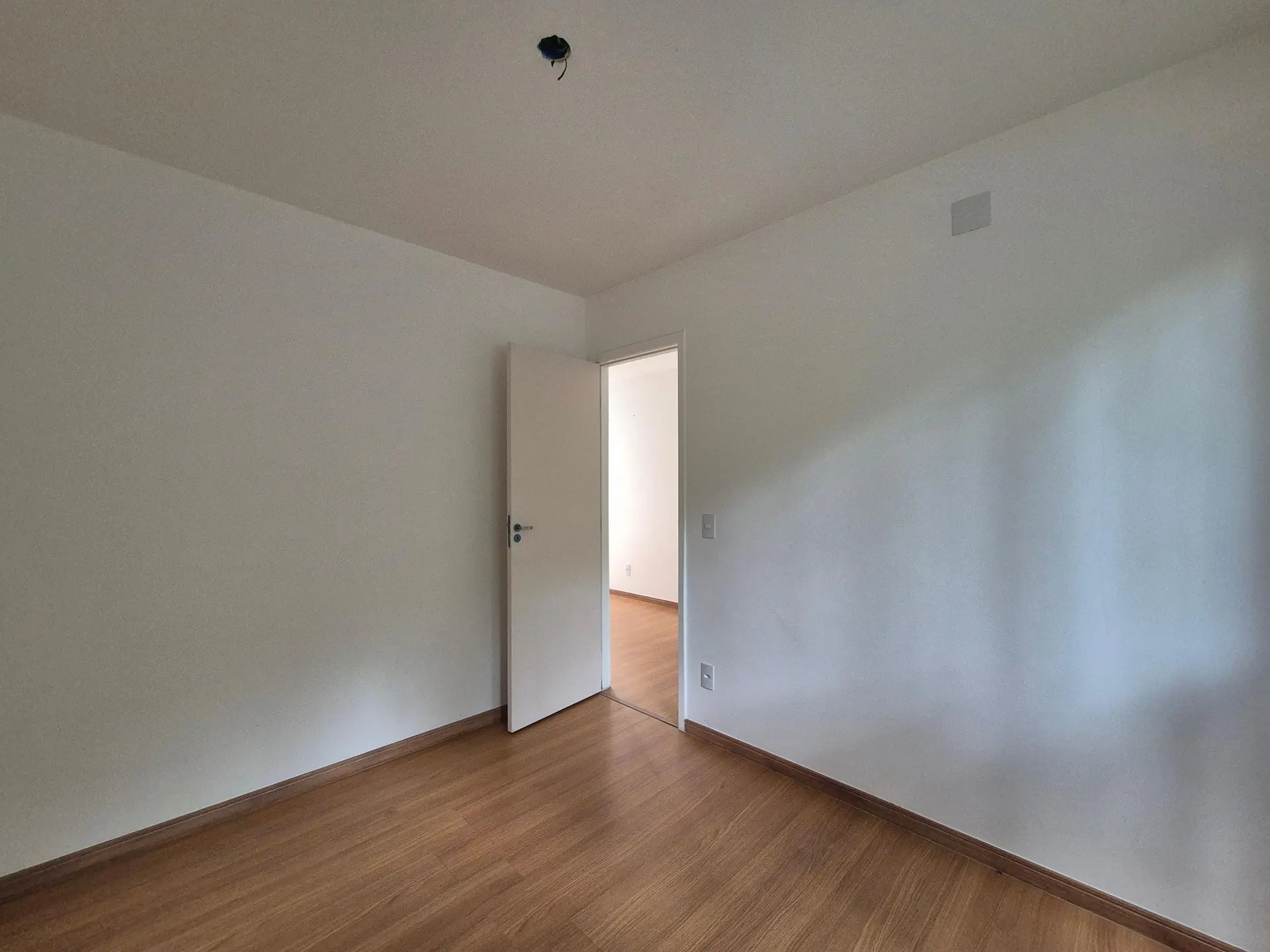 2-bedroom apartment with a park view — photo 16