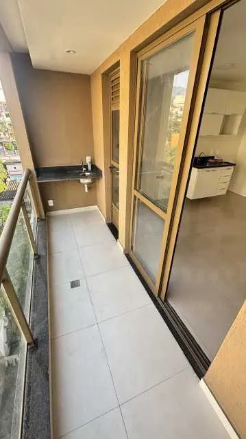 One-bedroom apartment in a building with a sauna — photo 10