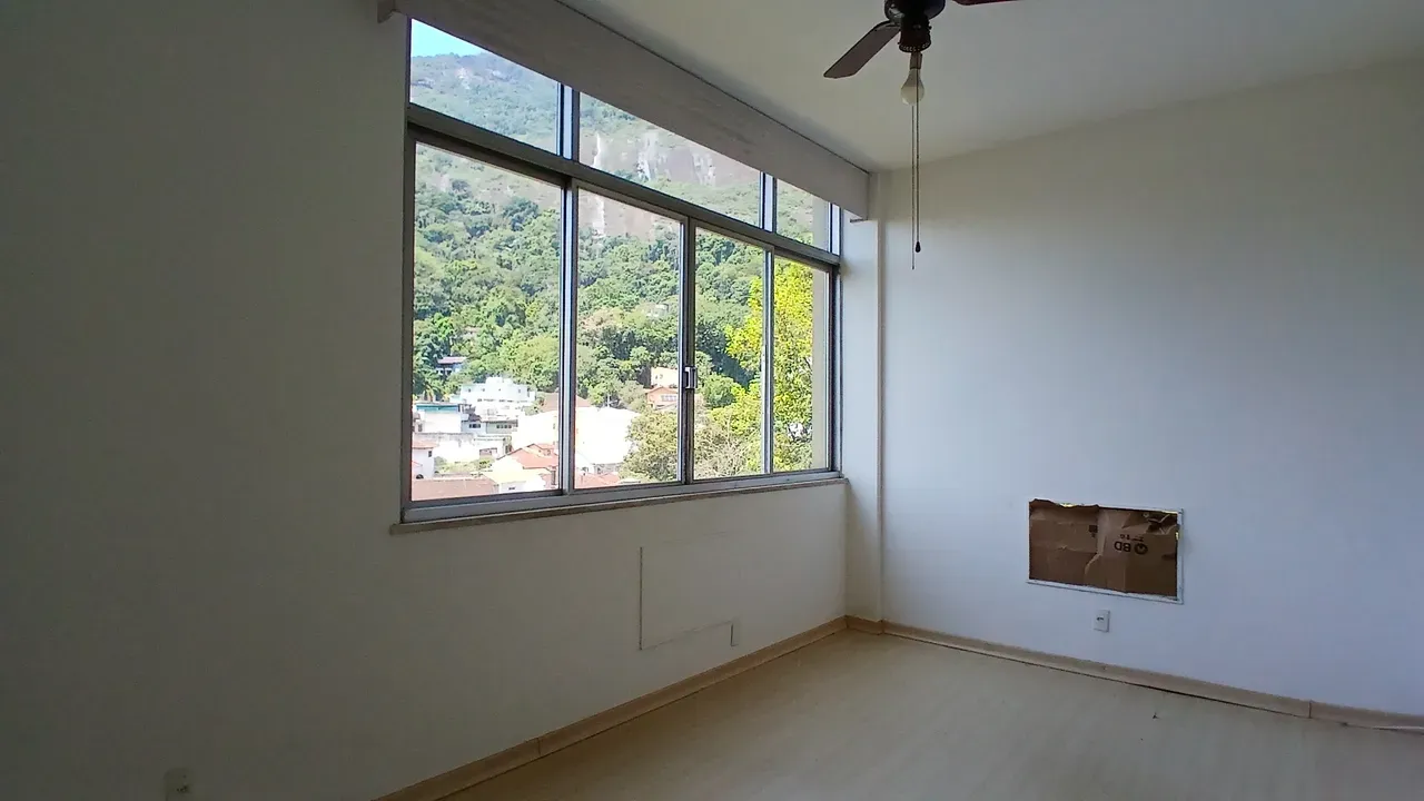 Vista a la montaña y 3 dormitorios: departamento de 148 m² — photo 53