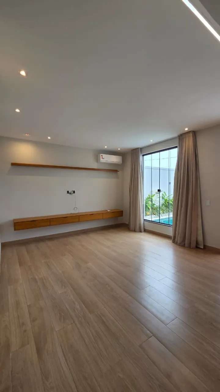 Furnished house with 3 bedrooms and an open-plan kitchen