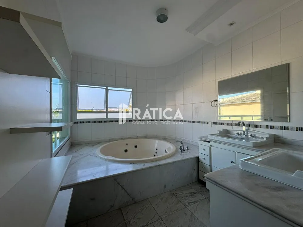 House with 5 bedrooms and 5 bathrooms, balcony grill — photo 22