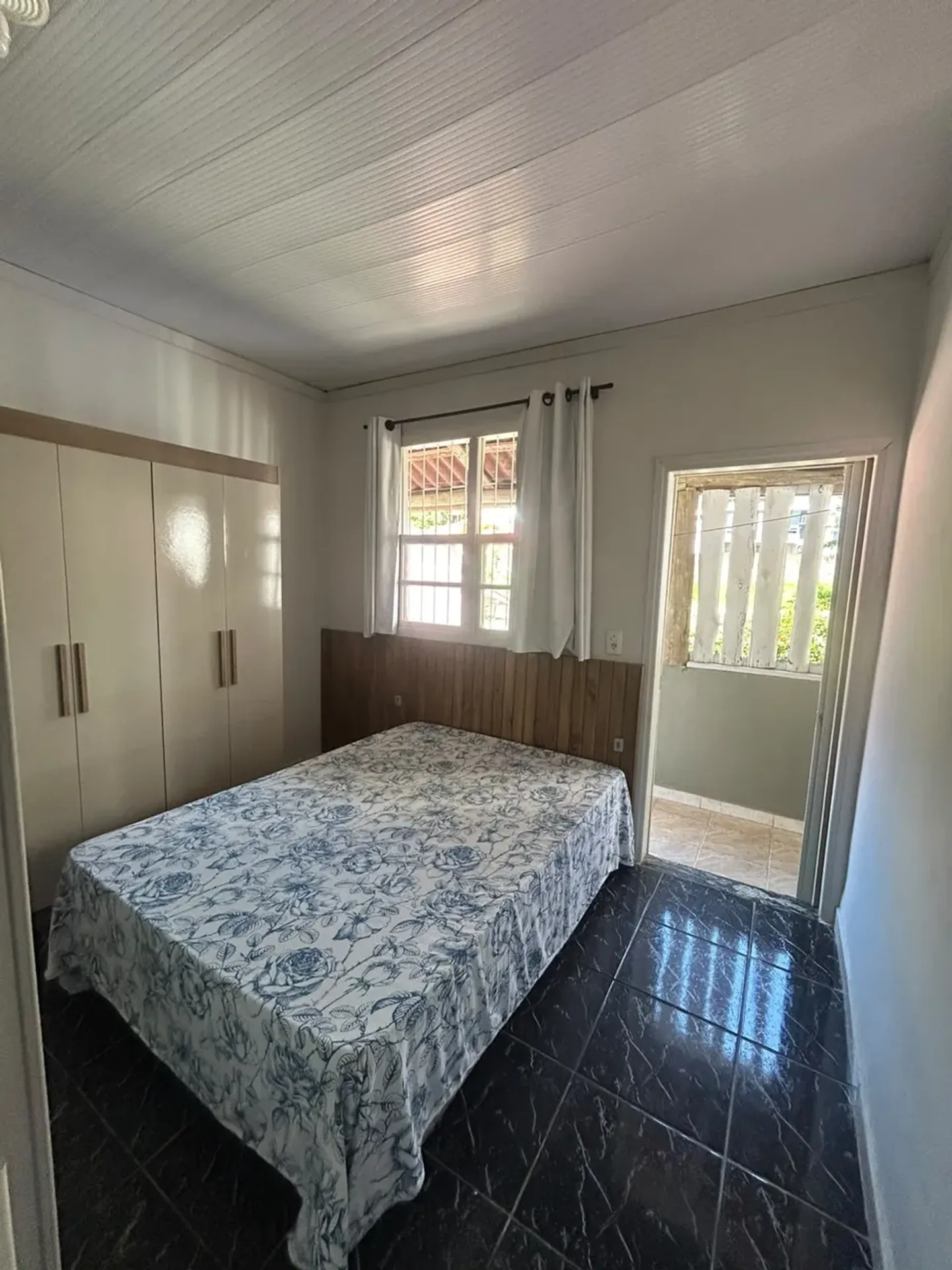 Furnished 20 m² studio in Florianópolis — photo 3