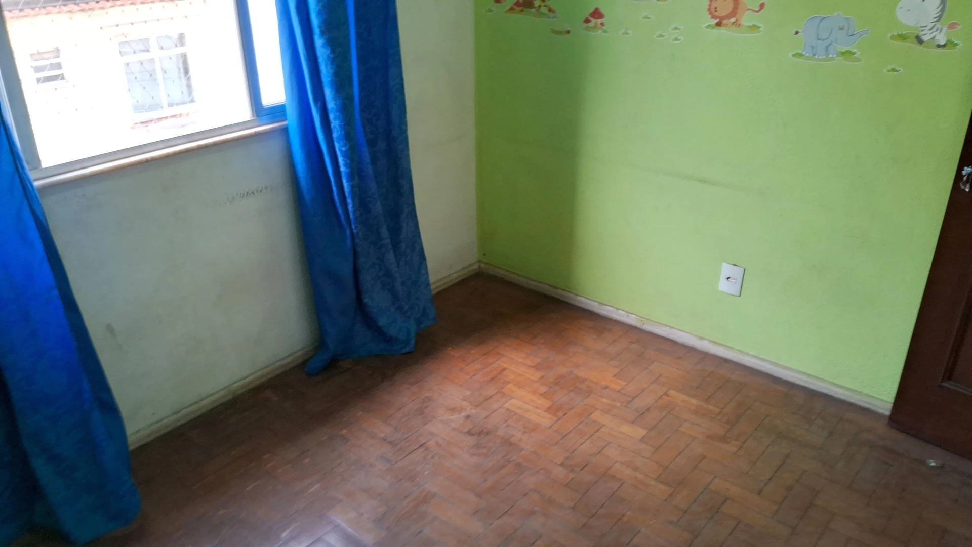 Unfurnished apartment with a closed gas kitchen — photo 17