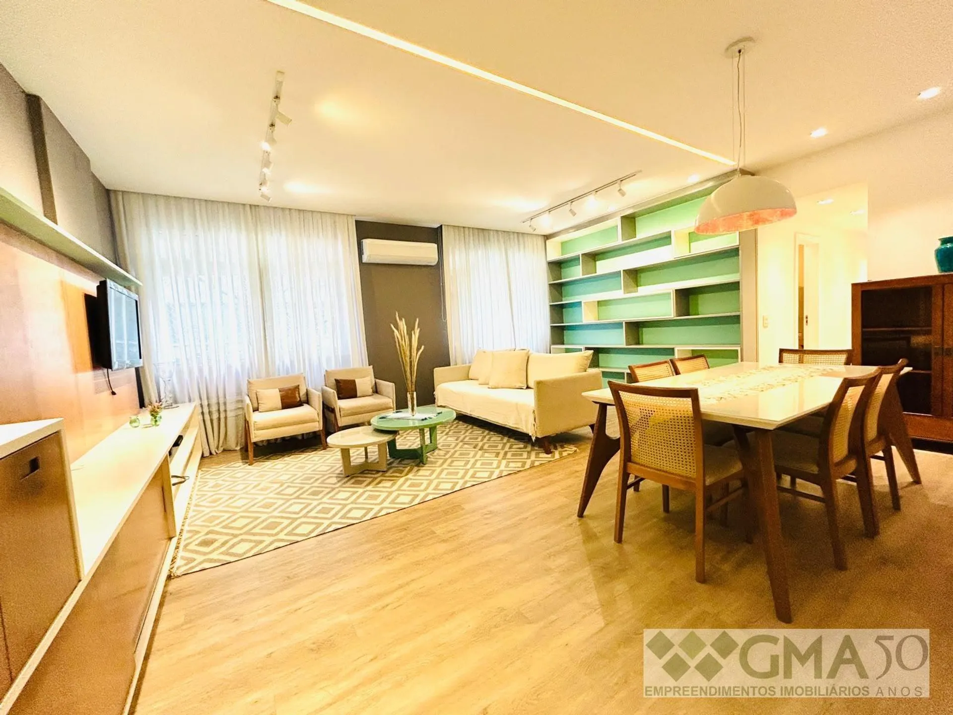 Apartamento mobiliado de 110 m² com 3 quartos e 1 vaga