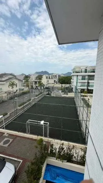 Furnished 4-bedroom apartment with enclosed balcony — photo 20