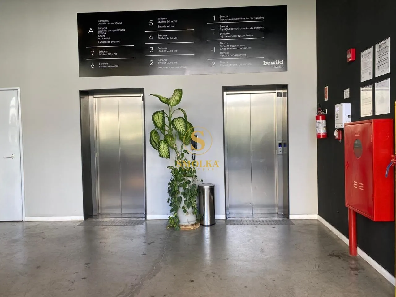 Apartamento de 54 m² con 1 suite y balcón de vidrio — photo 33