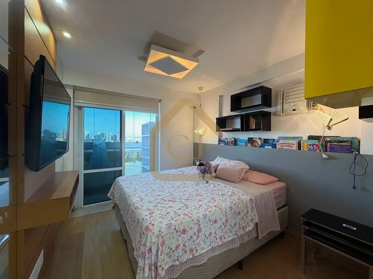 Furnished duplex penthouse 354 m² with 4 bedrooms — photo 14