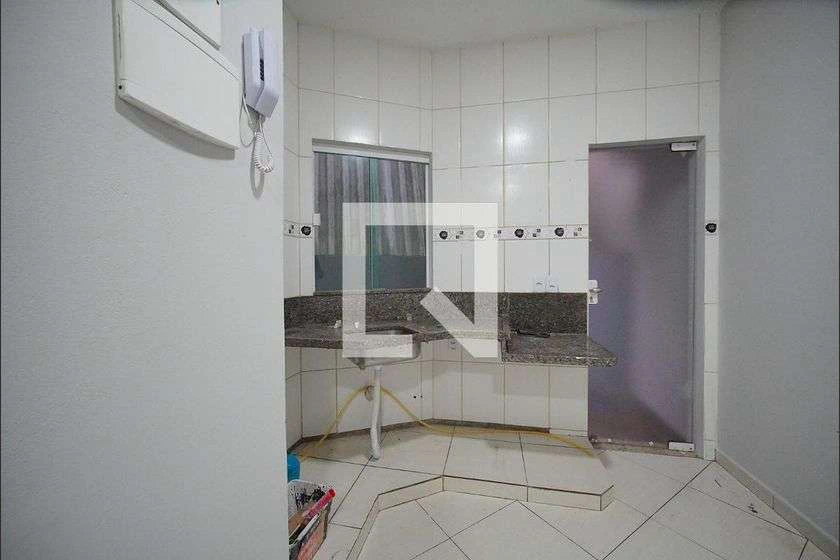 2-bedroom apartment for rent with 1 parking space