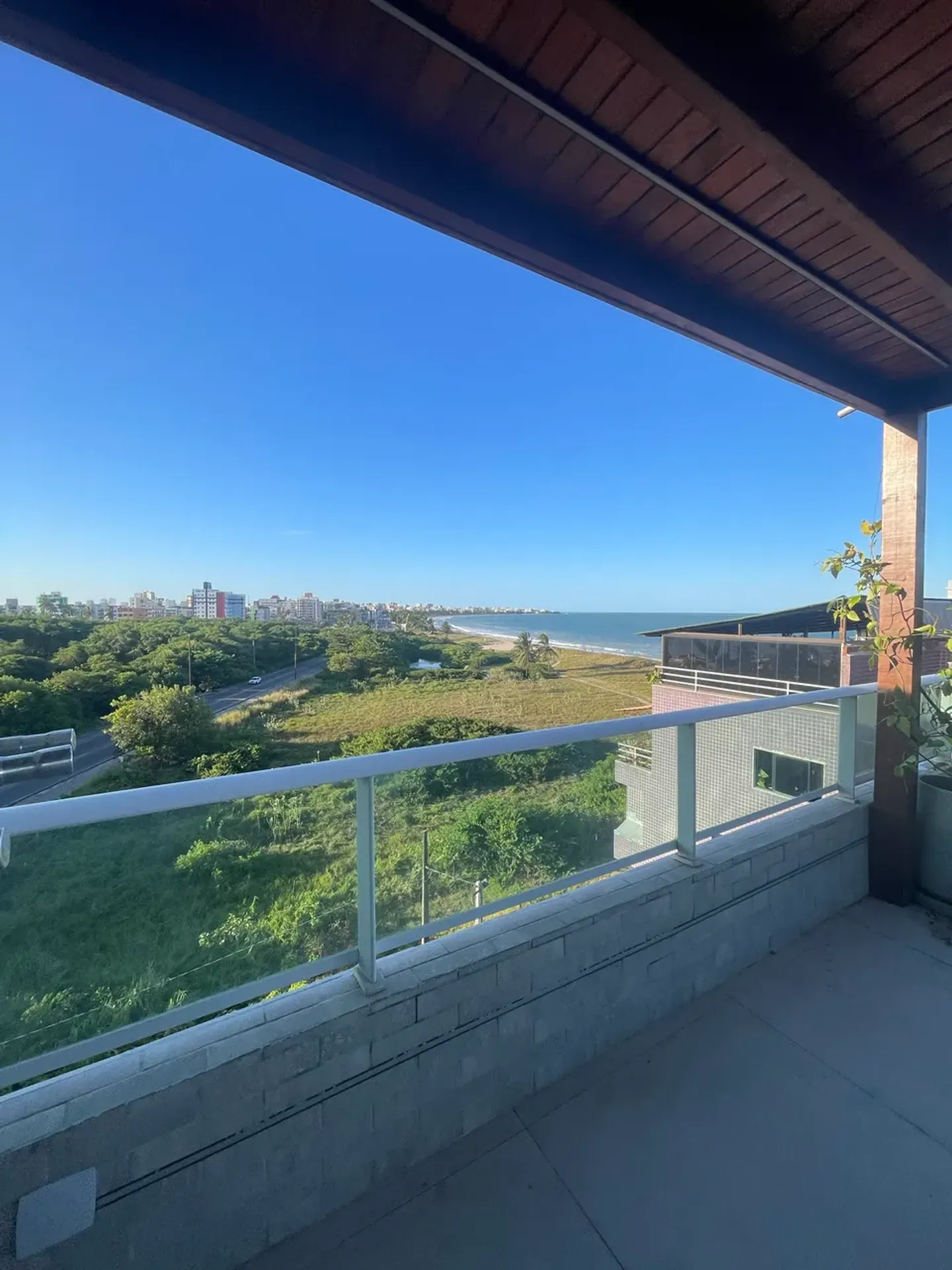One-bedroom apartment with a water view in João Pessoa — photo 27