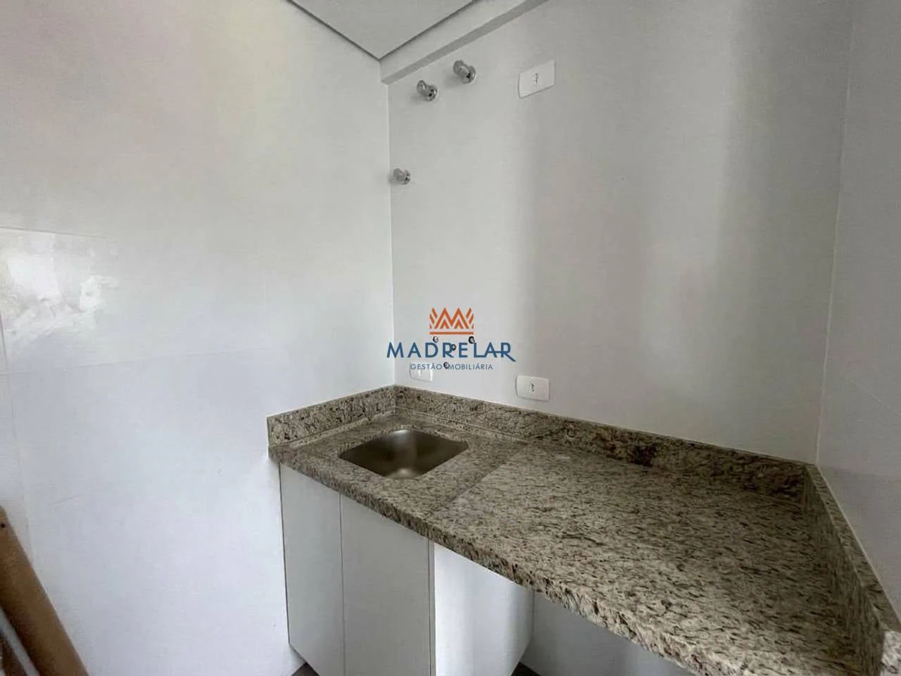 2-bedroom apartment with a private BBQ in Curitiba