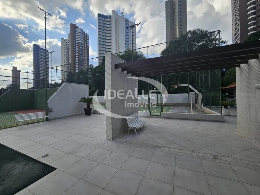 Apartamento de 3 suites con 335 m² y balcón — photo 34