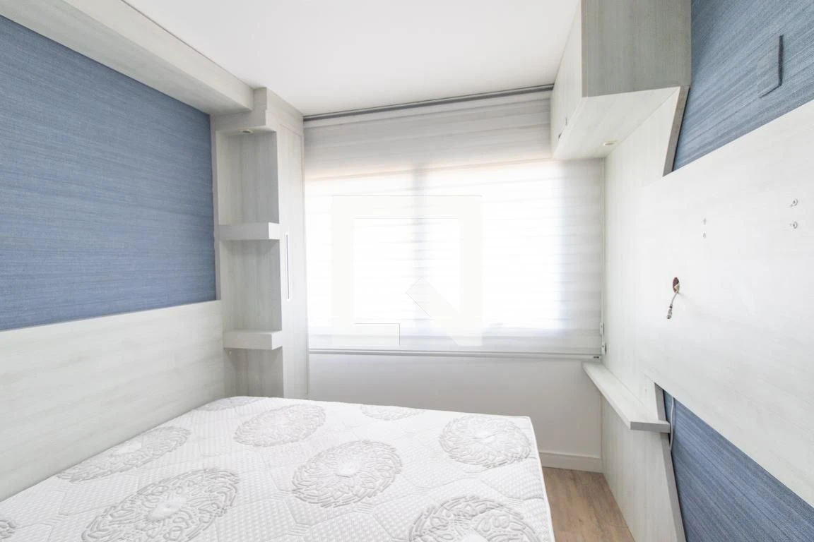 Home office in a 2-bedroom apartment, 74 m² — photo 6