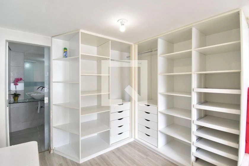 3-bedroom house with a home office — photo 12