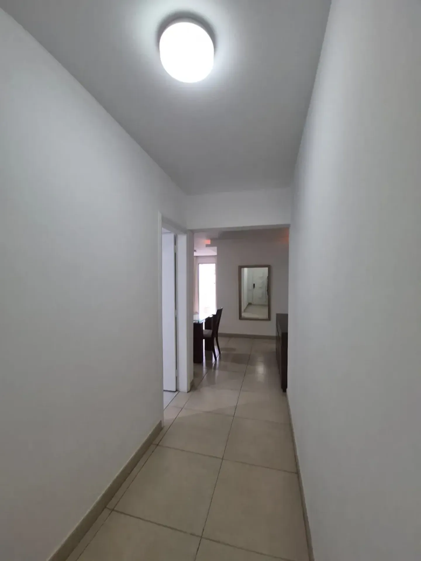 Home office in a 3-bedroom apartment, 140 m² — photo 35