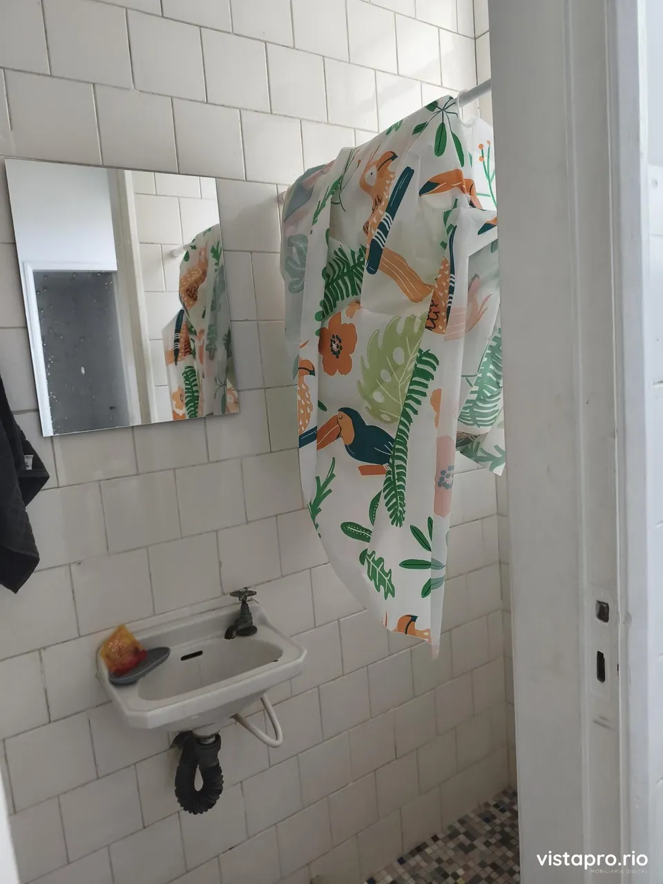 Furnished apartment with 3 bedrooms and 2 bathrooms — photo 15
