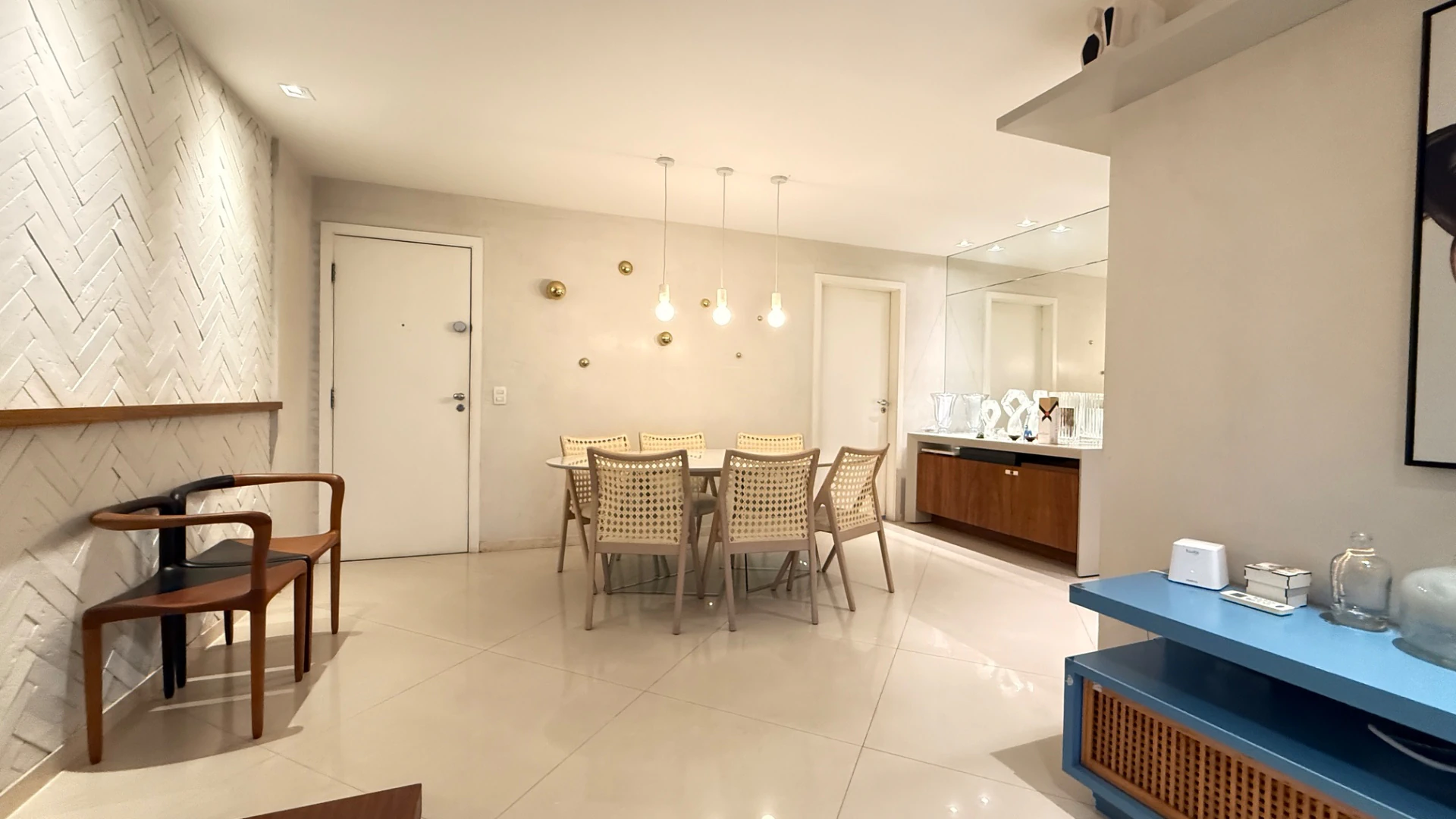 Semi furnished apartment with 130 m² and 3 bedrooms — photo 8