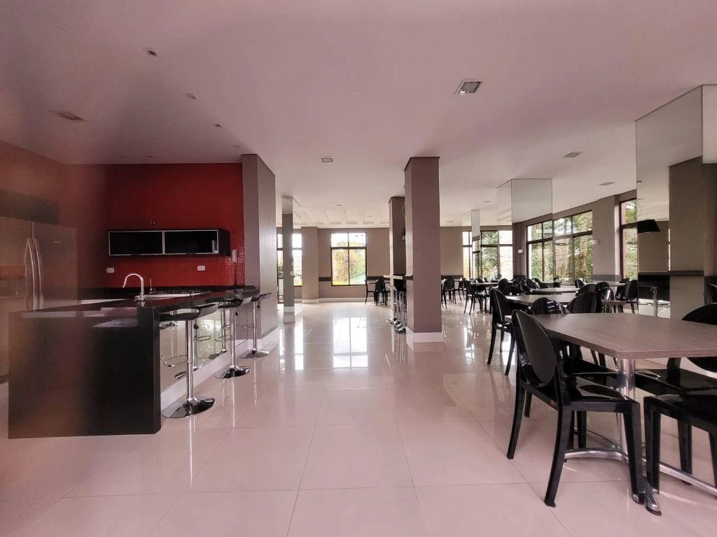3-bedroom apartment with a park view — photo 22